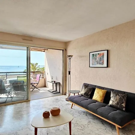 06ay - With Seafront Terrace アパート